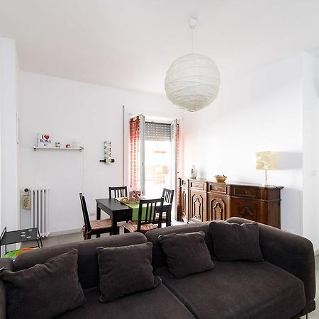 Casa Vacanze Nonna Elena Rzym Zewnętrze zdjęcie